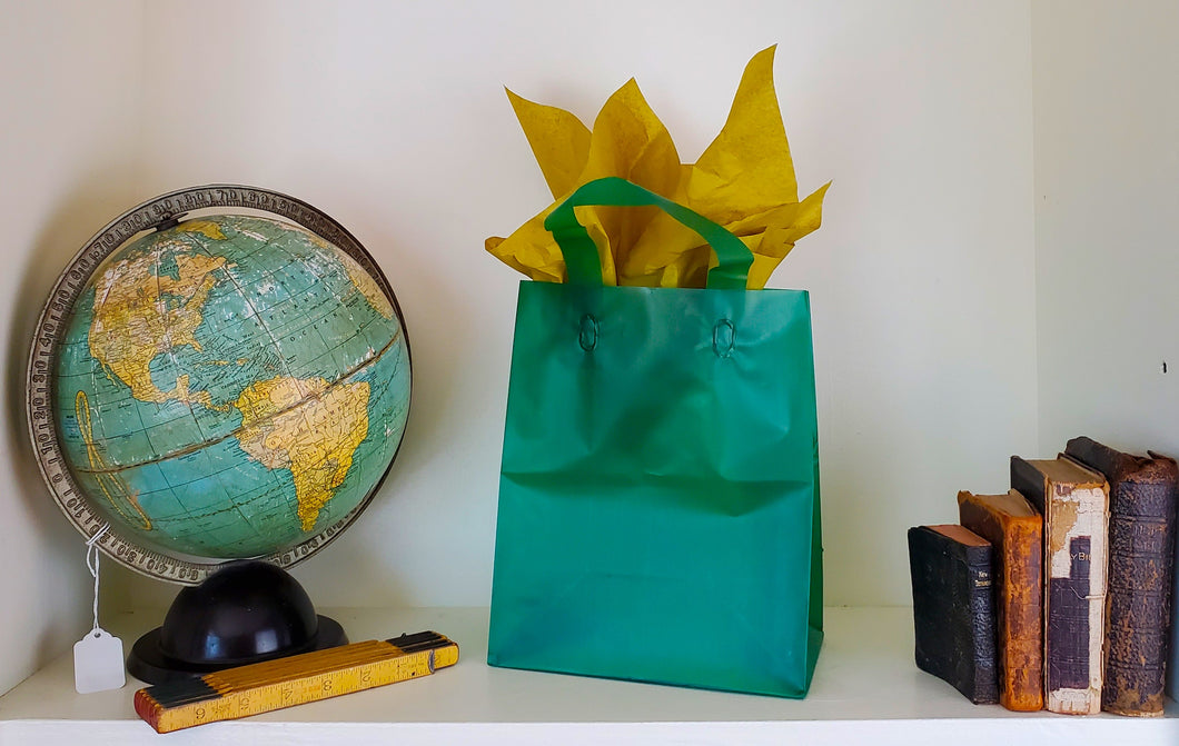 Gift Bag (Includes one sheet of Antique Gold Tissue Paper)